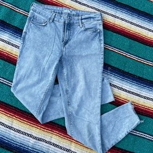Old Navy Rockstar Super Skinny Jeans - Size 6